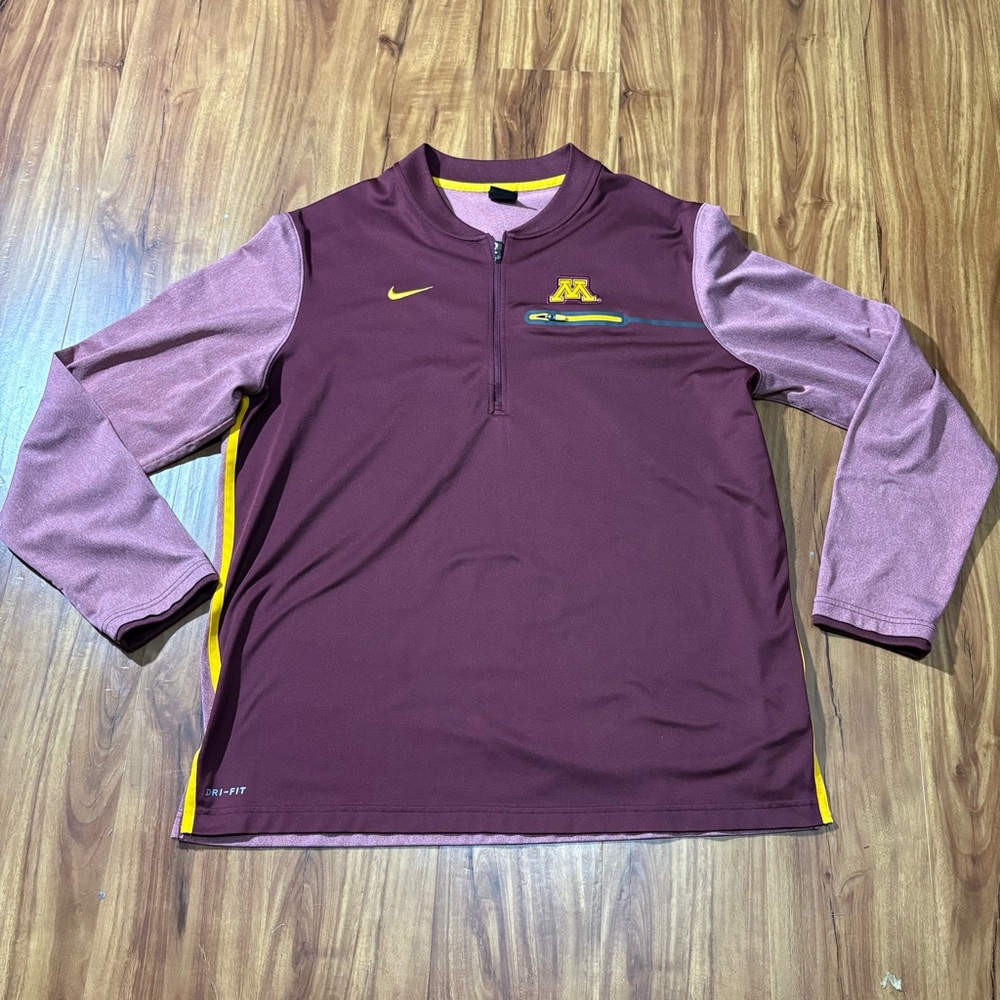 Men’s Nike Golden Gophers Dri-FIT Top - XL